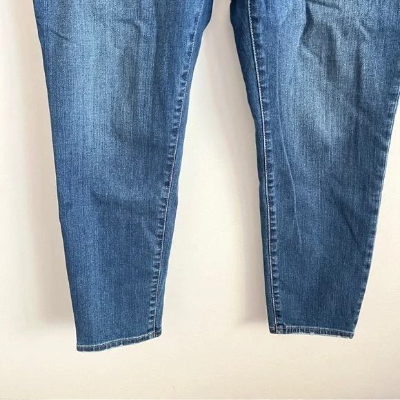 Madewell Curvy High Rise Skinny Crop Jeans Medium Wash Denim Women’s Size 32 - Picture 4 of 9